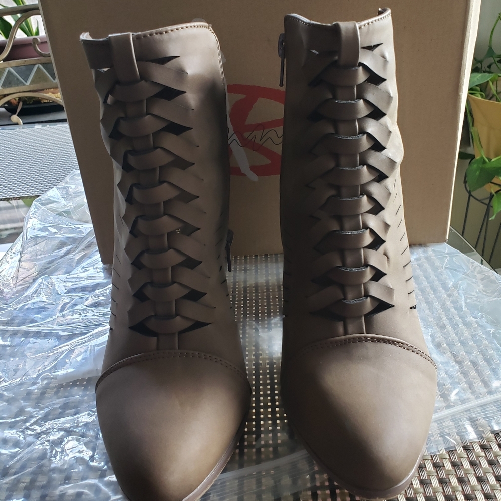 Casual Boots